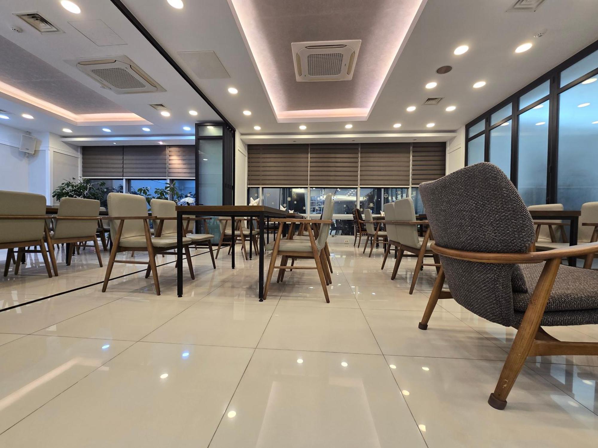Yeosu Narsha Hotel Екстер'єр фото