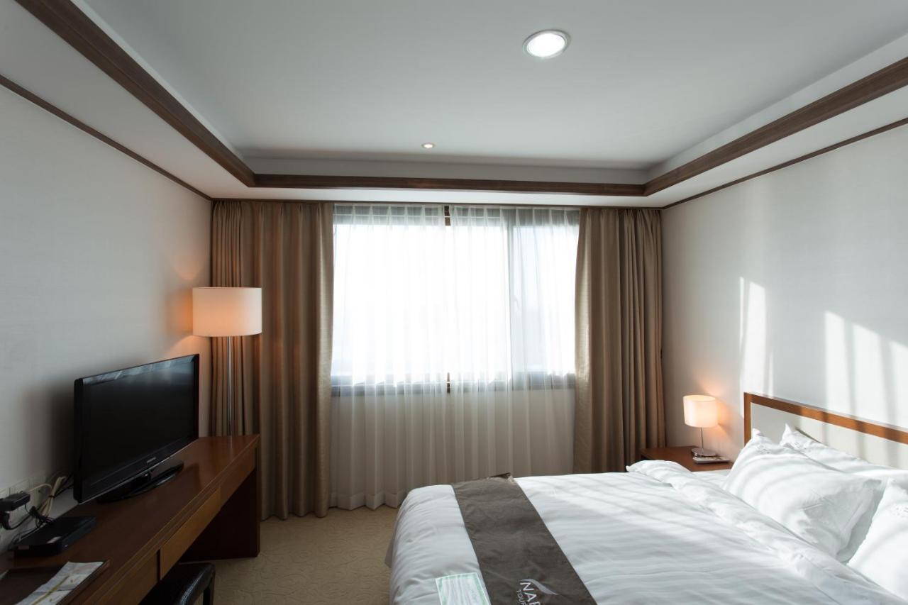 Yeosu Narsha Hotel Екстер'єр фото